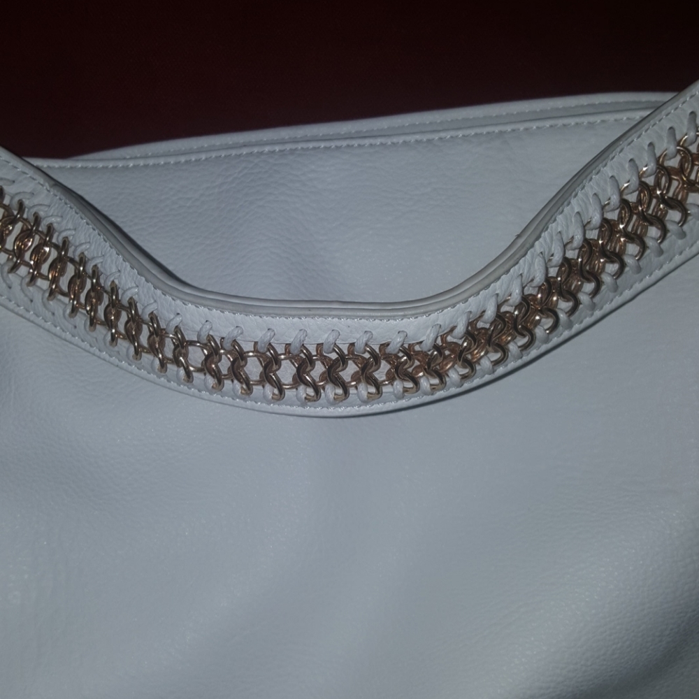 Handbag - Picture 4 of 5